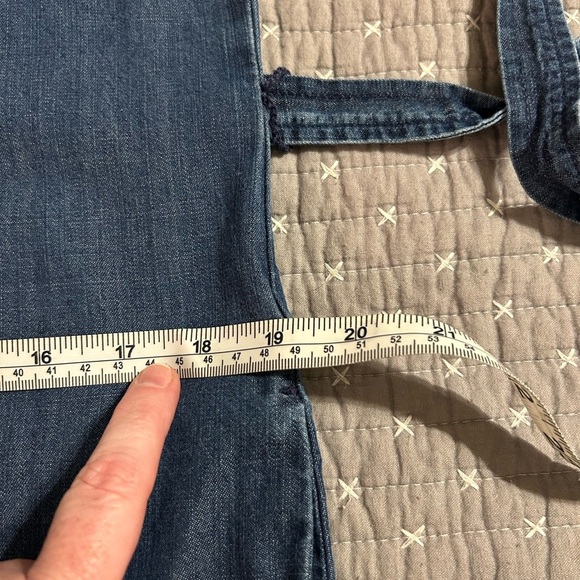 Banana Republic Women’s Blue Denim Shirt Dress Size 4P - Picture 11 of 12